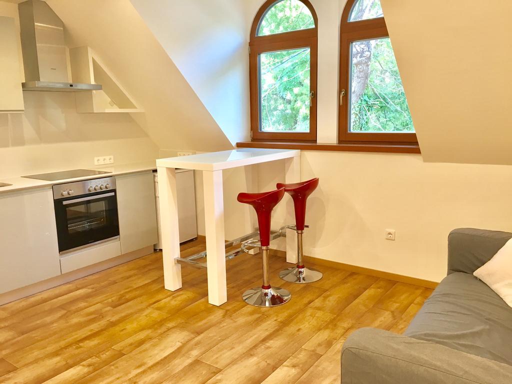 Apartman Diofa Кестхей Экстерьер фото